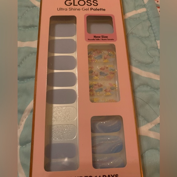 💥 $5 w Any Purchase! Dashing Diva 32 Gloss Ultra Shine Gel Nail Strips Palette! - Picture 3 of 3